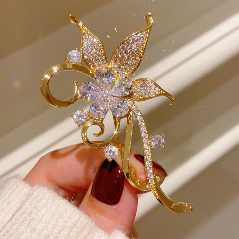 Broche de flor vibrante para m - Men'S Accessories Trends 2025 avaliação e preço